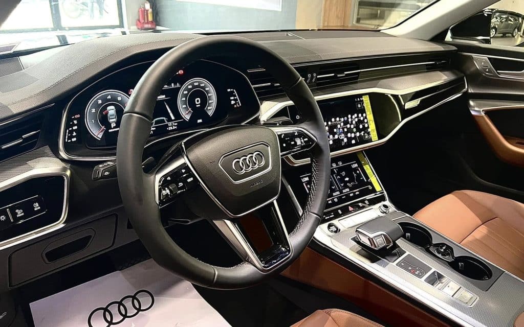 Audi A6 - Giá Xe 24H
