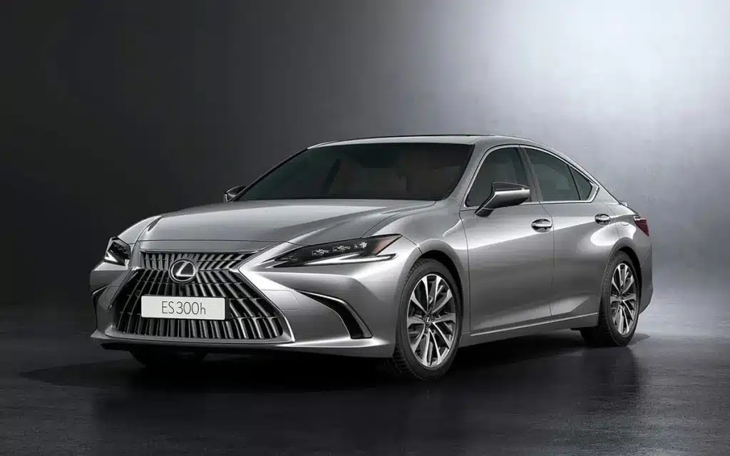 So sánh Volvo S90 Plug-In Hybrid Ultra / Ultra và Lexus ES 300h - Giá Xe 24H So sánh Volvo S90 Plug-In Hybrid Ultra / Ultra và Lexus ES 300h - Giá Xe 24H