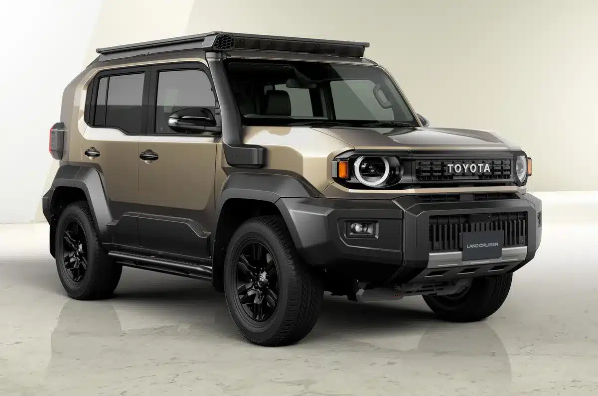 Toyota FJ Cruiser - Giá Xe 24H