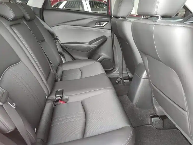 Mazda3 Giảm Giá Sốc 75tr: Bản C Xuống Giá Bản B, Có Nên Chốt Ngay? - Giá Xe 24H Mazda3 Giảm Giá Sốc 75tr