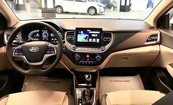 So sánh Skoda Slavia và Hyundai Accent - Giá Xe 24H