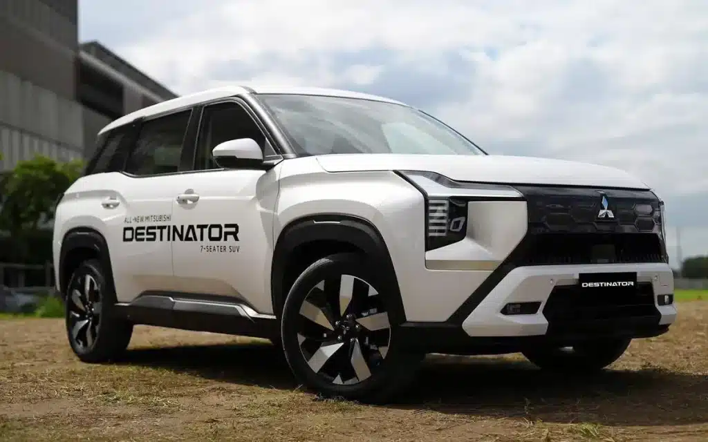 Lộ trang bị 2 bản Mitsubishi Destinator cho Việt Nam: Khác tiện nghi, ADAS từ bản rẻ nhất, giá hơn 700 triệu đồng như dự kiến sẽ dễ 'hot' - Giá Xe 24H mitsubishi - Giá Xe 24H