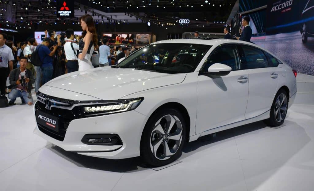 10 mẫu ô tô bán ít nhất tháng 10 tại Việt Nam - Giá Xe 24H