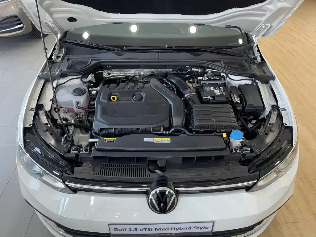 Volkswagen Golf Là Xe Gì? Khám Phá "Chuẩn Mực" Hatchback Đức Trong Năm - Giá Xe 24H Volkswagen Golf là xe gì?