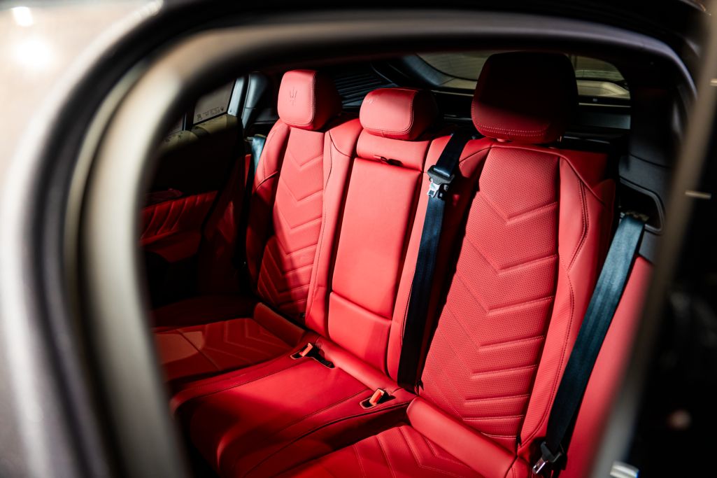 Maserati Grecale Folgore chính thức ra mắt tại Việt Nam: SUV điện với giá từ 5,49 tỷ đồng - Giá Xe 24H Maserati Grecale Folgore