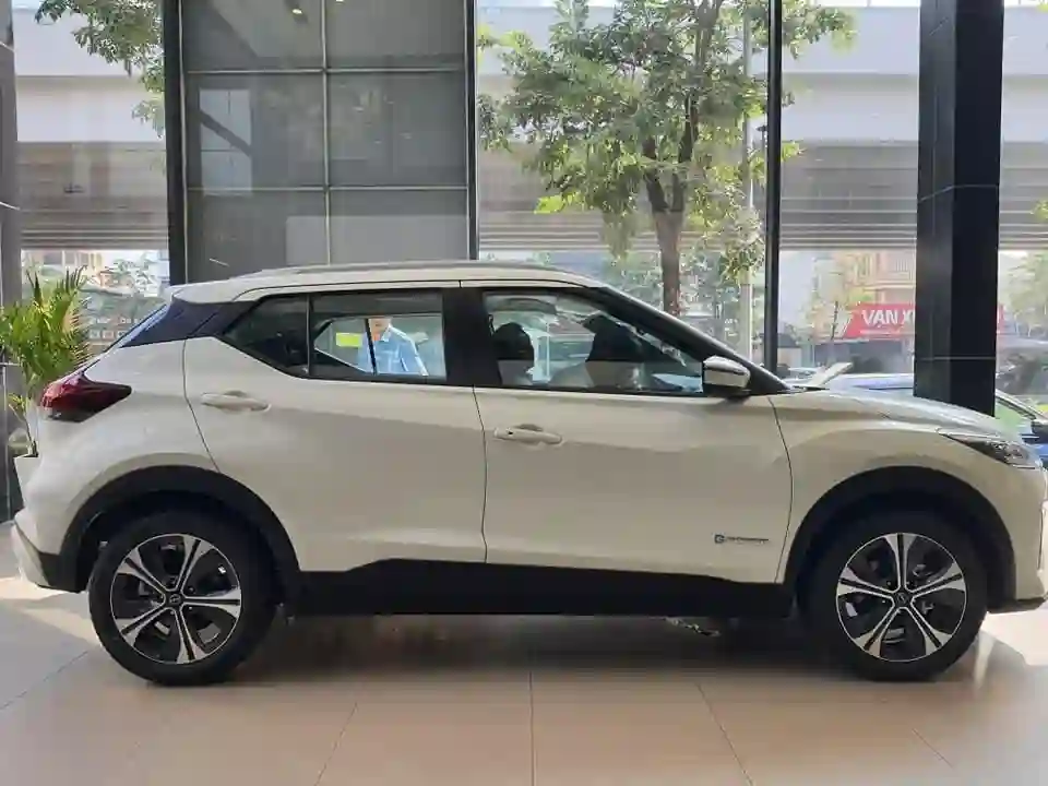 Thông số kỹ thuật Nissan Kicks e-POWER