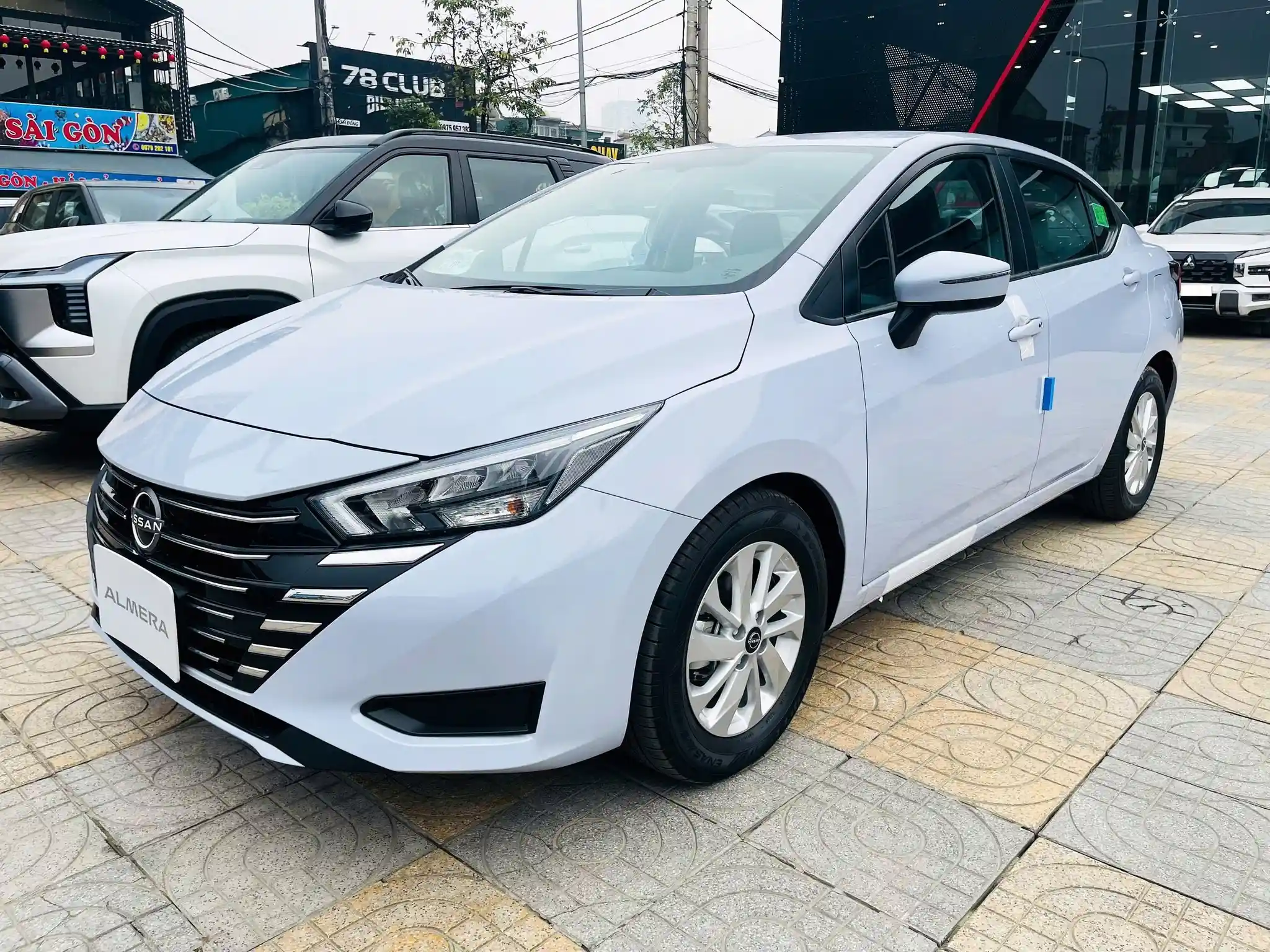 Thông số kỹ thuật Nissan Almera 2026: