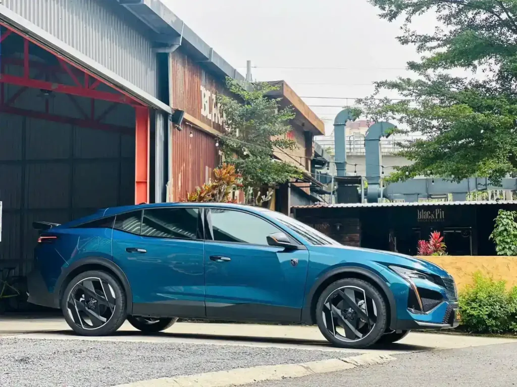 thông số kỹ thuật Peugeot 408
