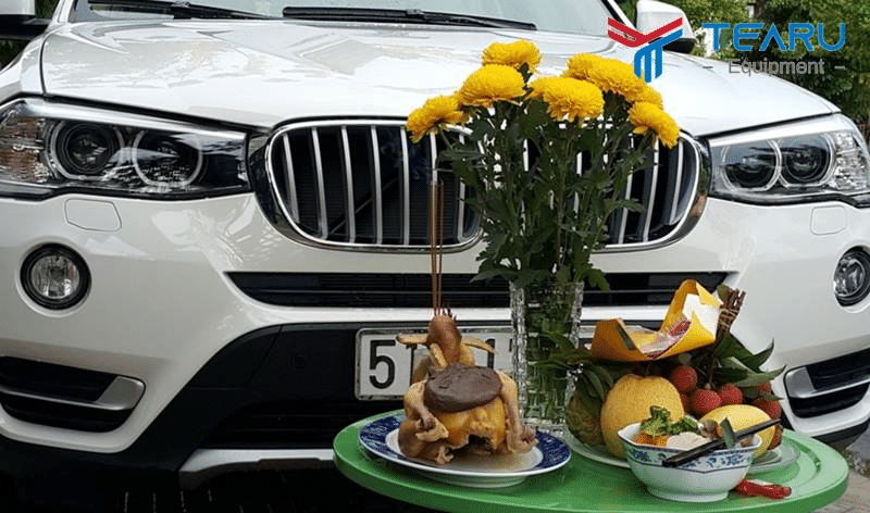 Cách Cúng Xe Ô Tô Mới Mua: Cẩm Nang Toàn Diện Từ Lễ Vật, Văn Khấn Đến Cách Chọn Ngày Tài Lộc - Giá Xe 24H Cúng Xe Ô Tô Mới Mua - Giá Xe 24H