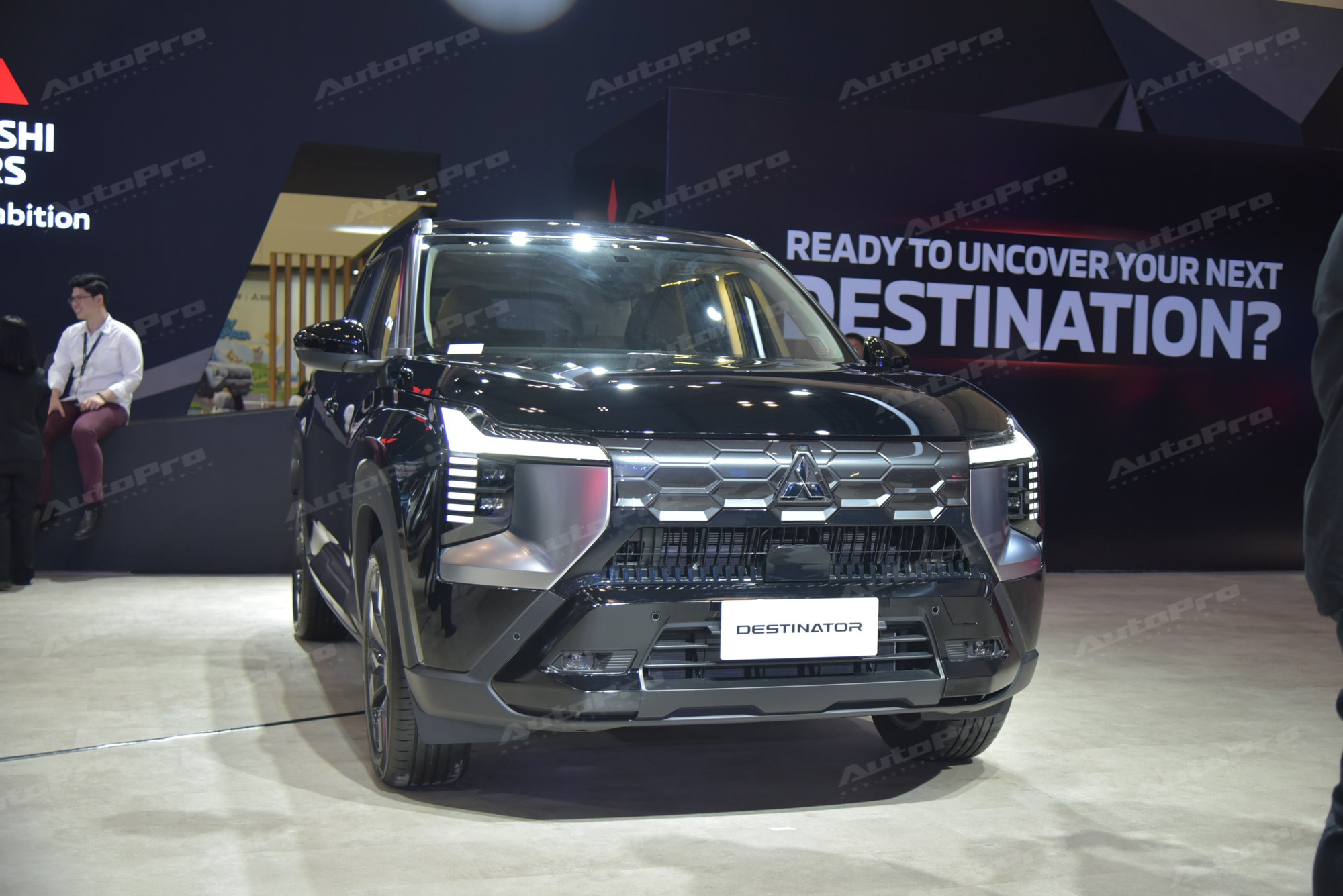 Ngoại Thất Mitsubishi Destinator: Đánh Giá Chi Tiết Thiết Kế Đột Phá