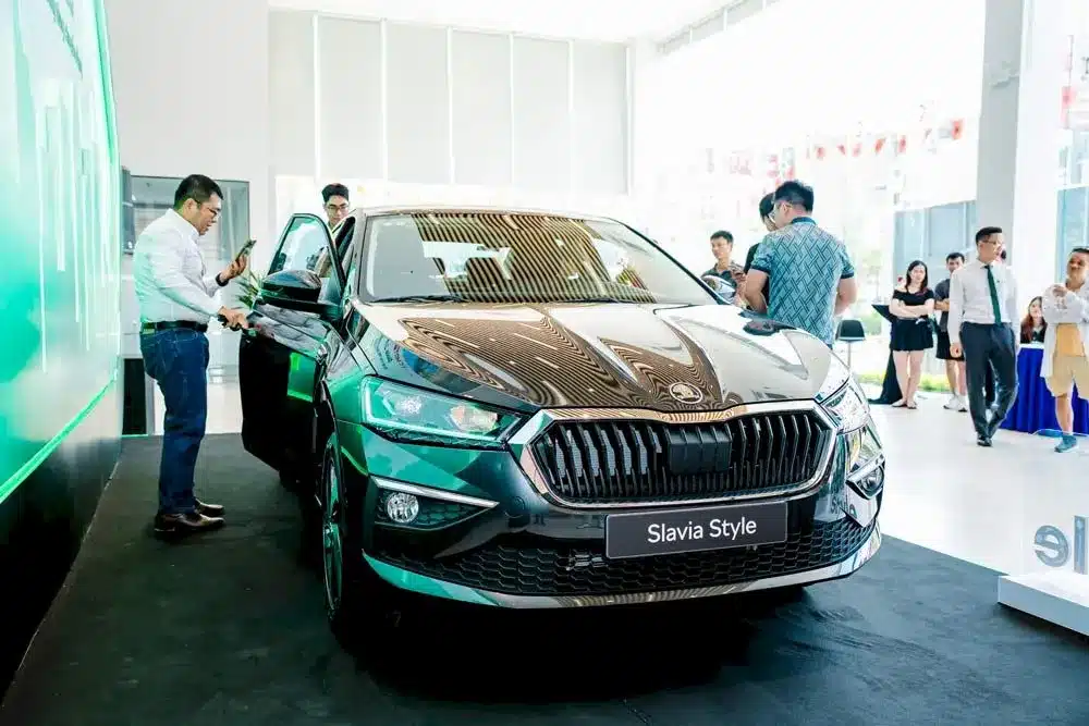 So Sánh Skoda Slavia Ambition Và Style: Chọn "Vừa Tầm" Hay "Đỉnh Cao" Của Sự Sang Trọng? - Giá Xe 24H So Sánh Skoda Slavia Ambition Và Style: Chọn Vừa Tầm Hay Đỉnh Cao Của Sự Sang Trọng? - Giá Xe 24H