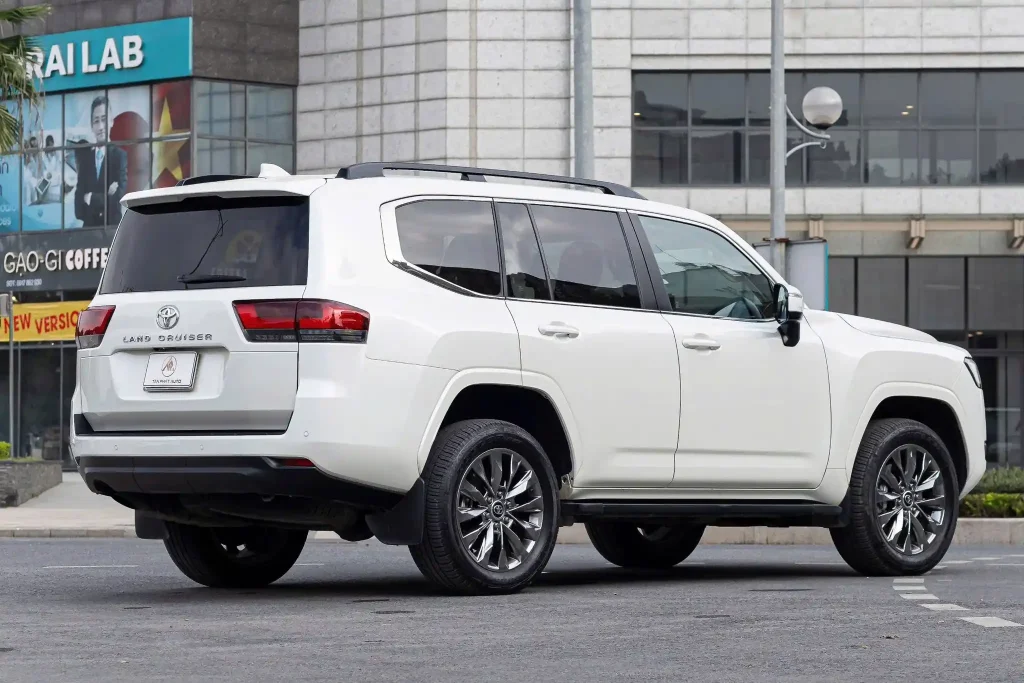 Thông số kỹ thuật Toyota Land Cruiser Prado 2026: Đánh giá chuyên sâu & Báo giá lăn bánh mới nhất - Giá Xe 24H Thông số kỹ thuật Toyota Land Cruiser Prado