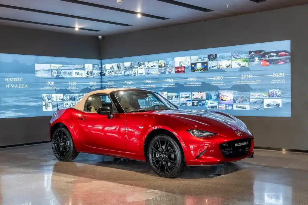 Mazda MX-5 2026 nhận đặt cọc tại Việt Nam: Sale báo giá 1,359 tỷ đồng, rẻ hơn BRZ, dự kiến giao xe tháng 5/2026- Ảnh 5. Mazda MX-5 2026 nhận đặt cọc tại Việt Nam: Sale báo giá 1 - Giá Xe 24H