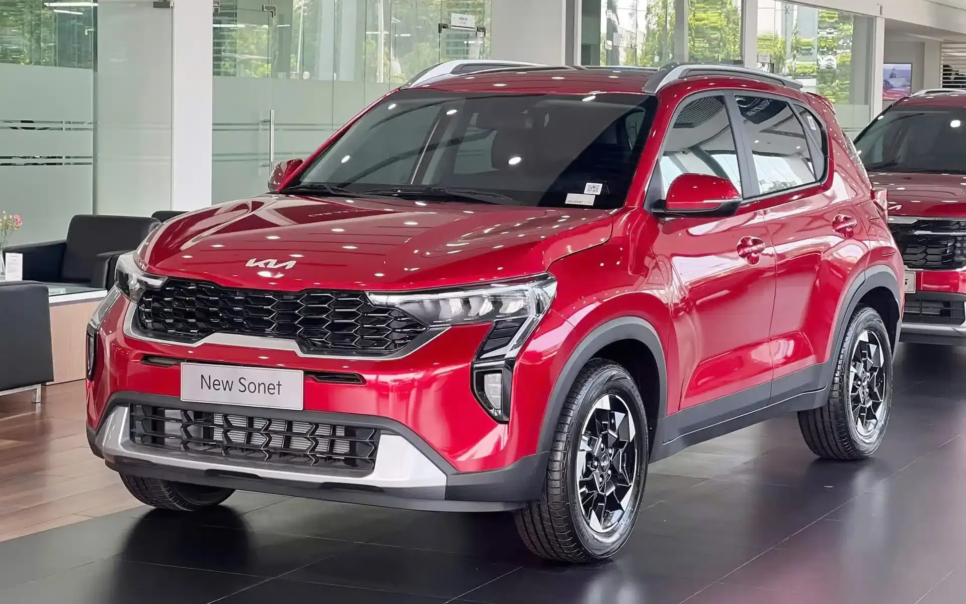 SUV cỡ A đua giảm giá tại Việt Nam: 'Vua doanh số' Sonet rẻ kỷ lục, giá Fronx cũng gần 'kịch sàn'- Ảnh 3. SUV cỡ A đua giảm giá tại Việt Nam: 'Vua doanh số' Sonet rẻ kỷ lục, giá Fronx cũng gần 'kịch sàn'- Ảnh 3.