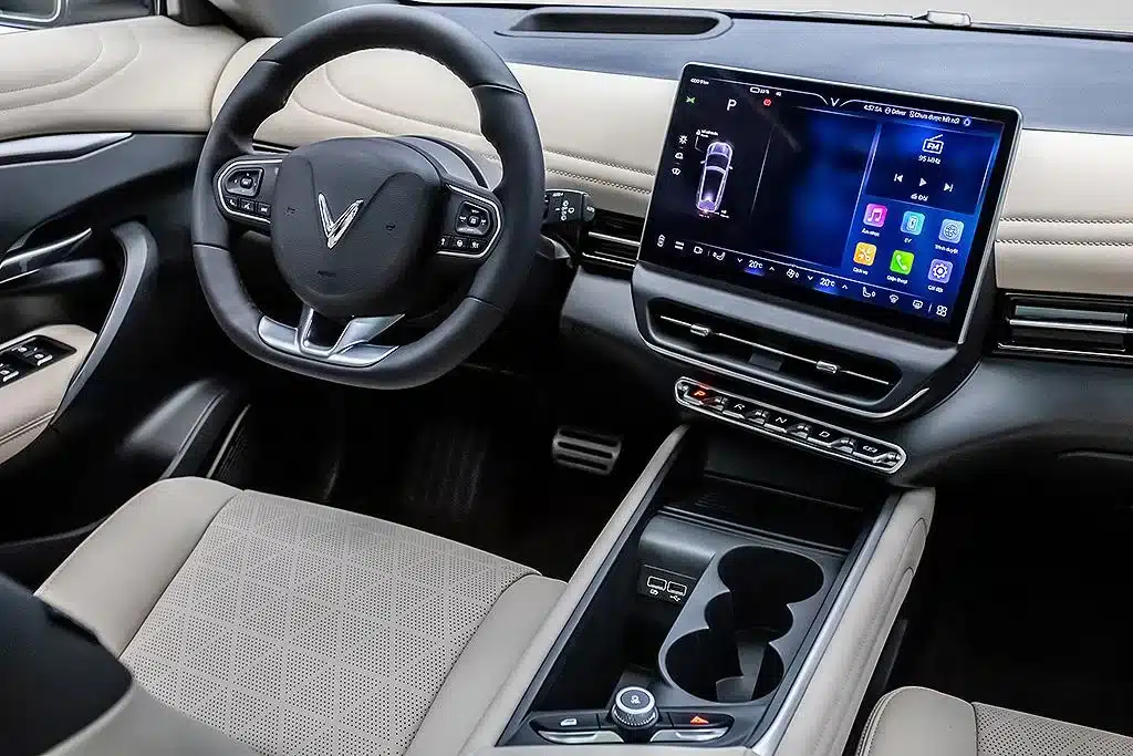 VinFast VF7 vs Honda CR-V