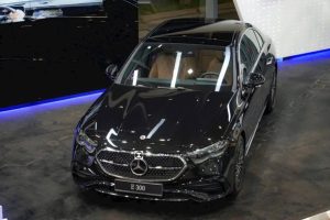 Mercedes-Benz E300 AMG 2026