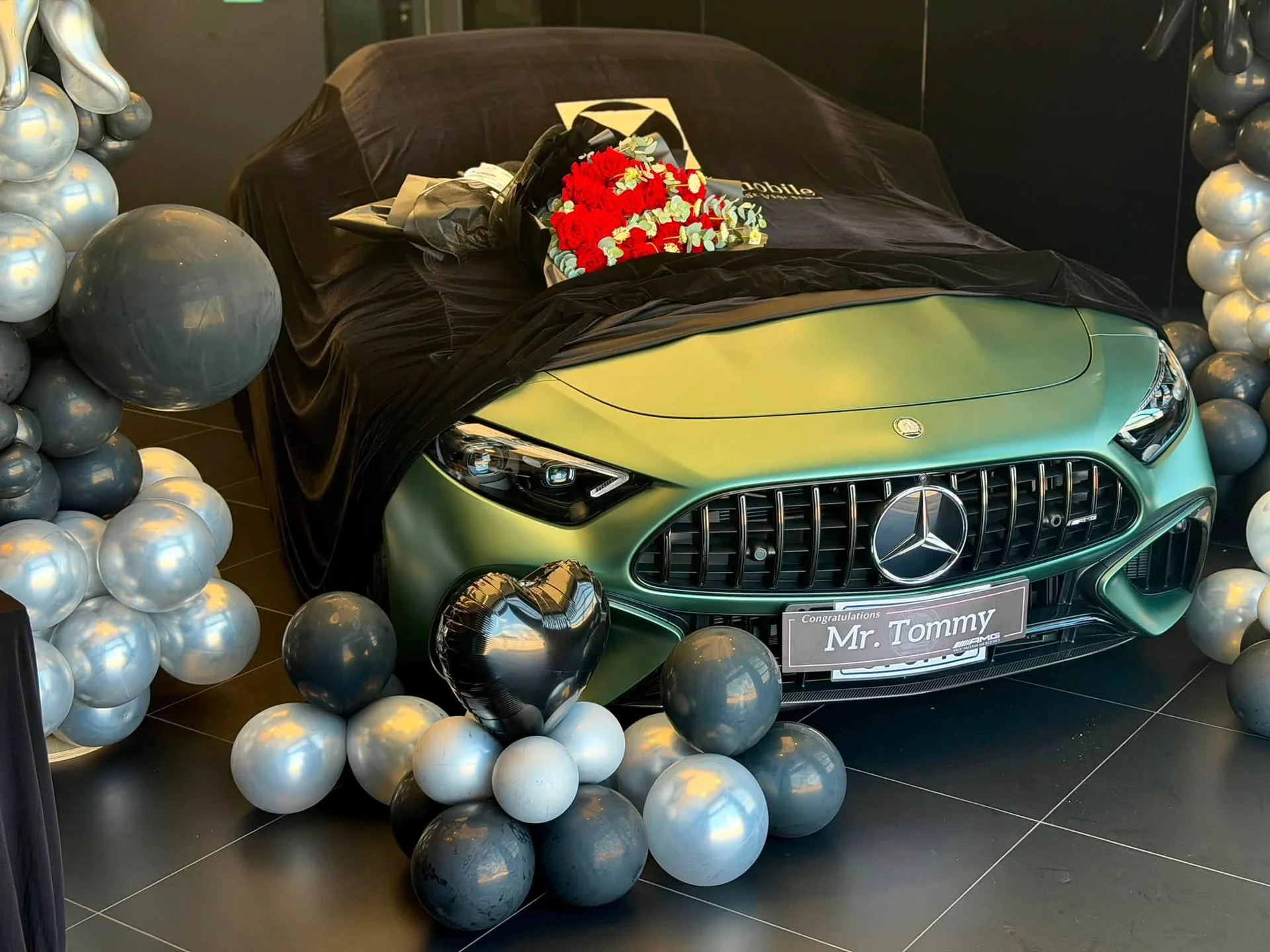 Mercedes-AMG SL 63 đầu tiên tại Việt Nam