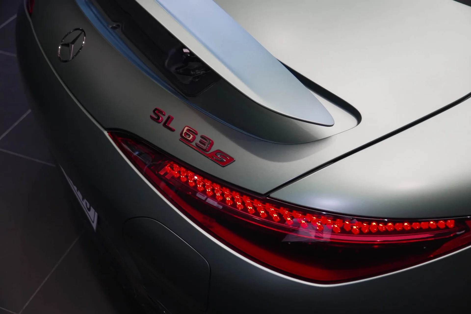 Mercedes-AMG SL 63 đầu tiên tại Việt Nam