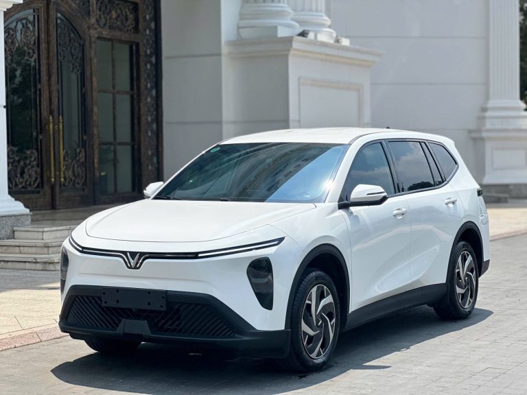 Vinfast VinFast Limo Green 2026 – màu Trắng, Đen, Đỏ, Bạc